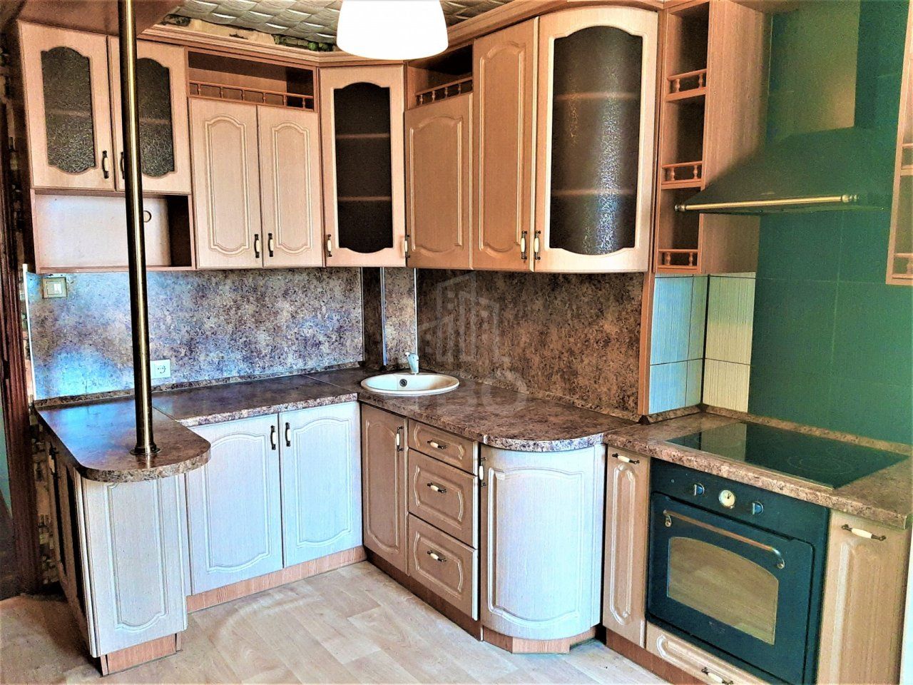 однокомнатная квартира в Санкт-Петербурге по адресу: Богатырский проспект, 59, к 1