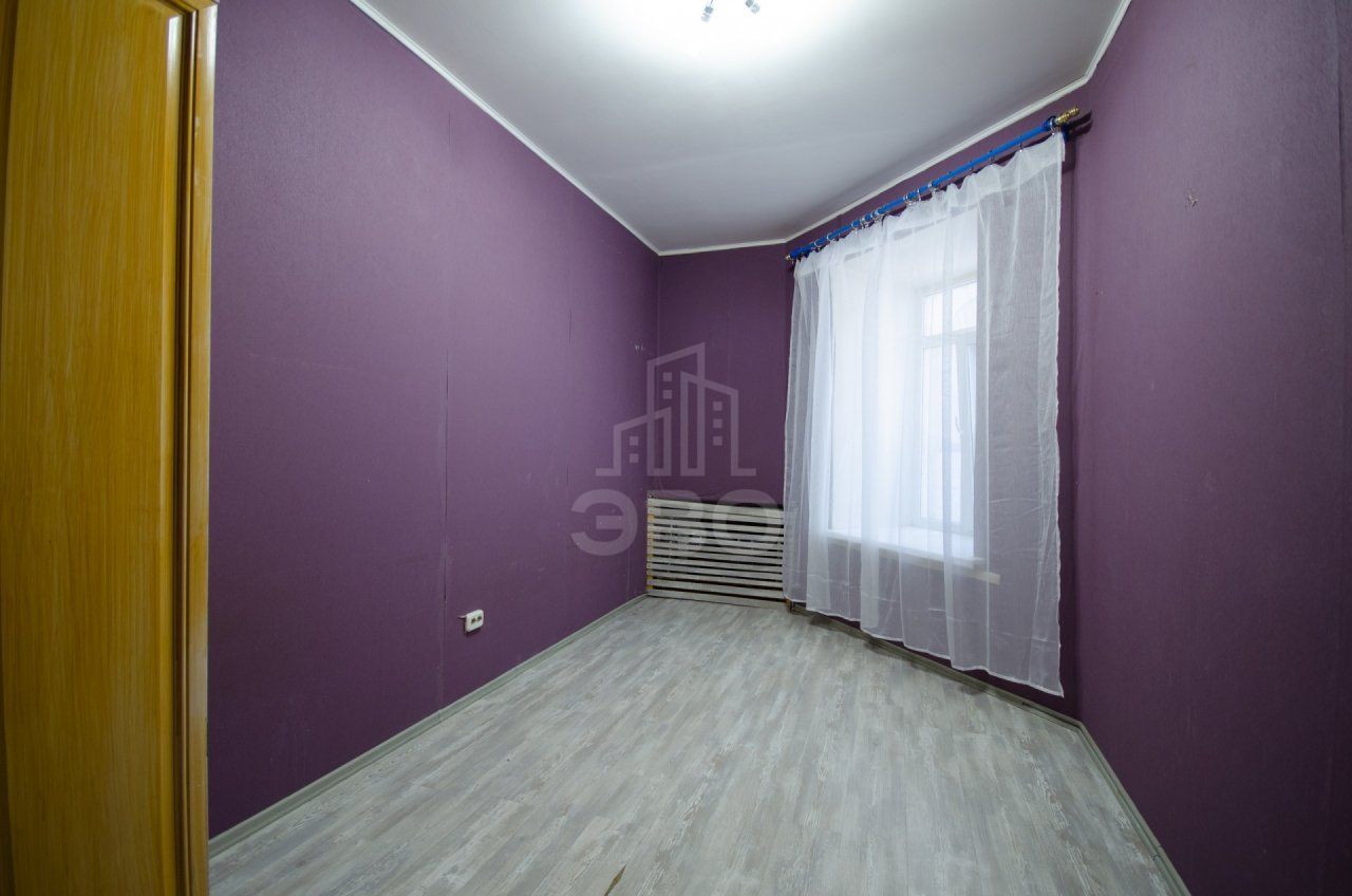 трехкомнатная квартира в Санкт-Петербурге по адресу: Заозерная ул., 6