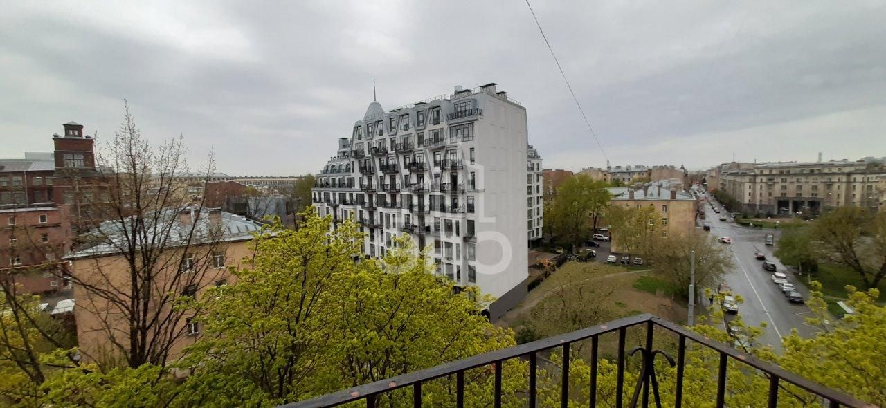 двухкомнатная квартира в Санкт-Петербурге по адресу: Чапаева ул., 23