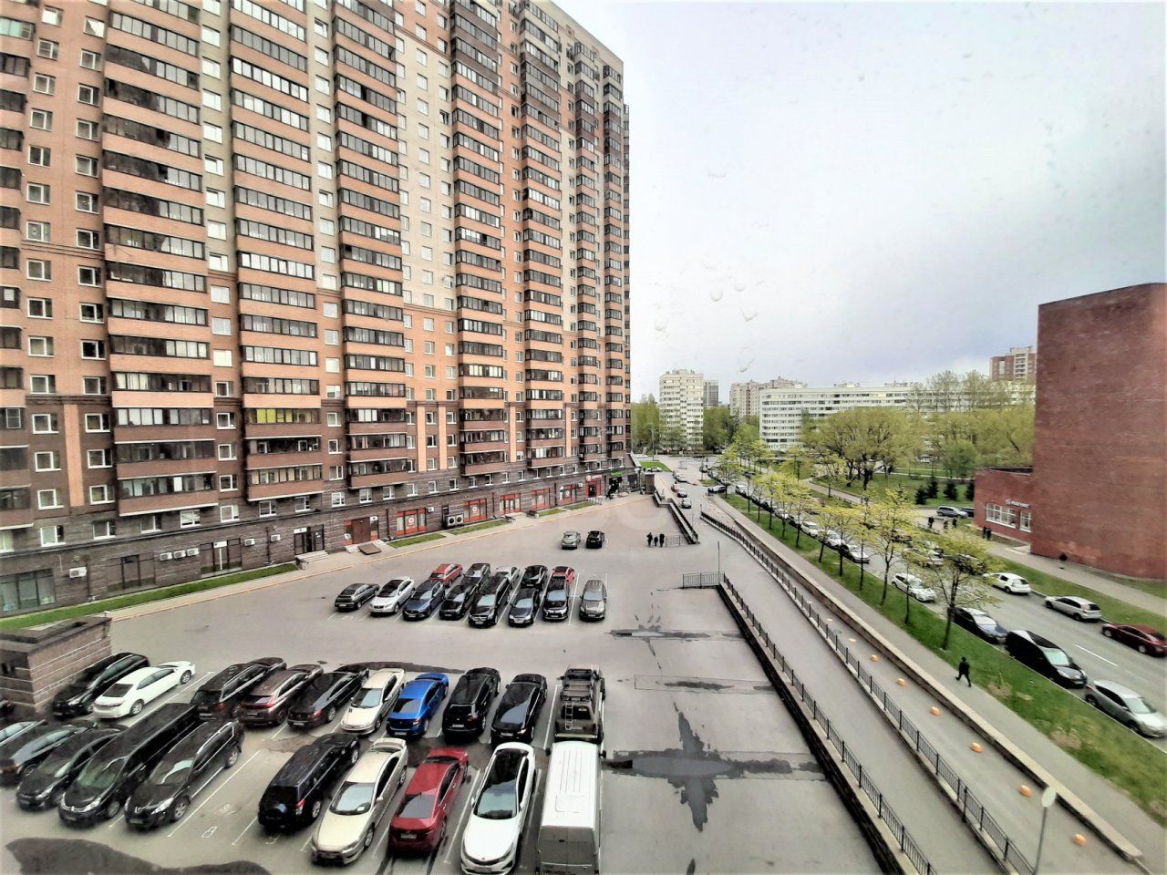 однокомнатная квартира в Санкт-Петербурге по адресу: Учительская ул., 18, к 1