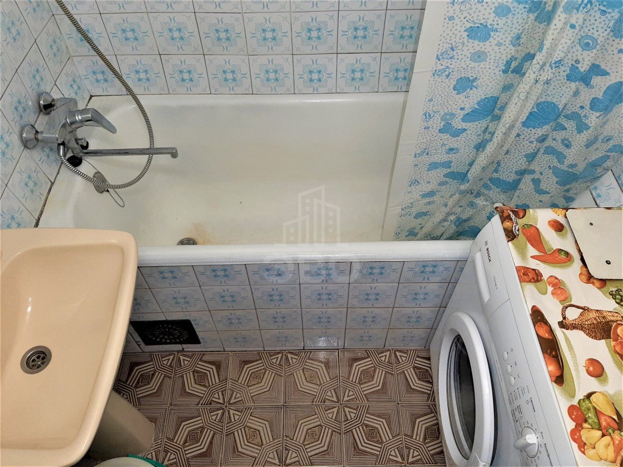 двухкомнатная квартира в Санкт-Петербурге по адресу: Кораблестроителей ул., 19, к 1