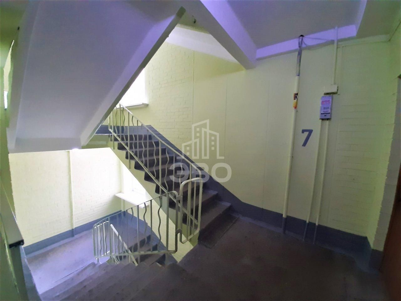 двухкомнатная квартира в Санкт-Петербурге по адресу: Кораблестроителей ул., 19, к 1