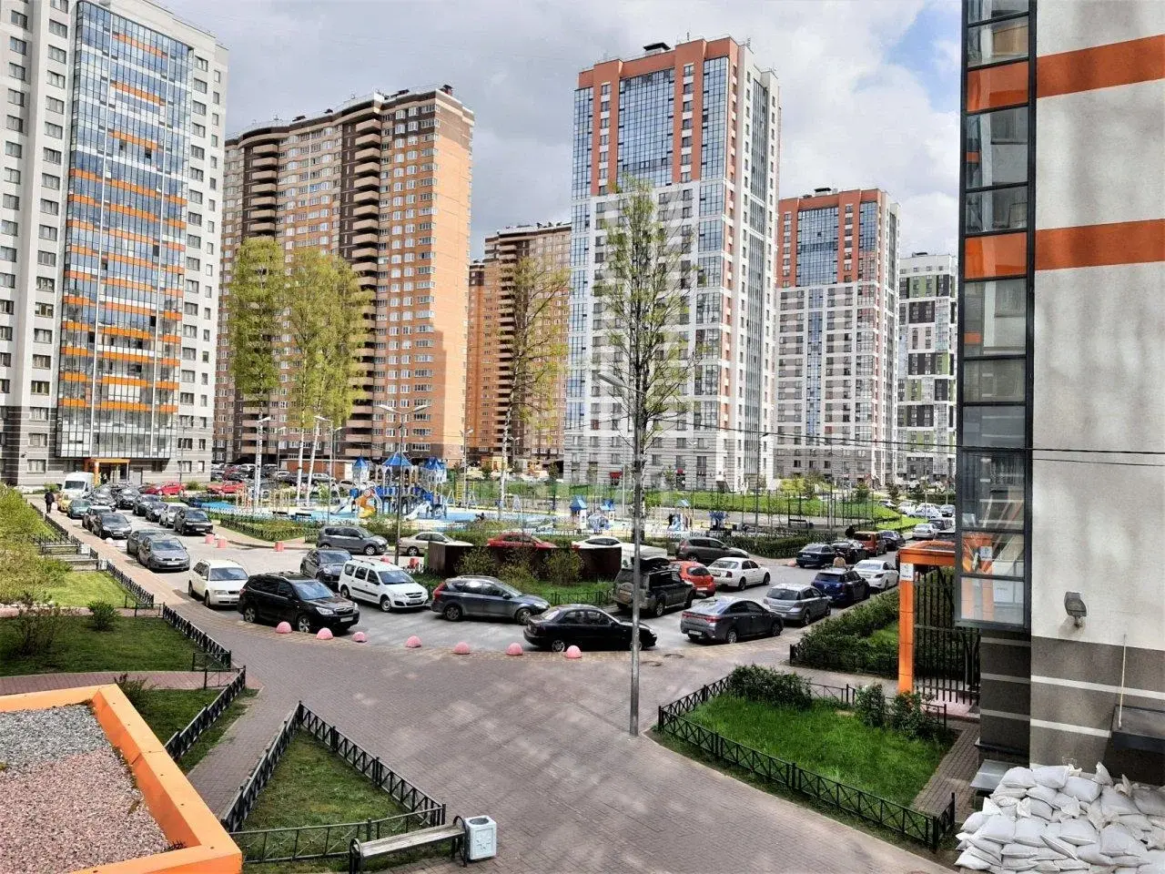 однокомнатная квартира в Санкт-Петербурге по адресу: Кушелевская дорога., 3, к 2