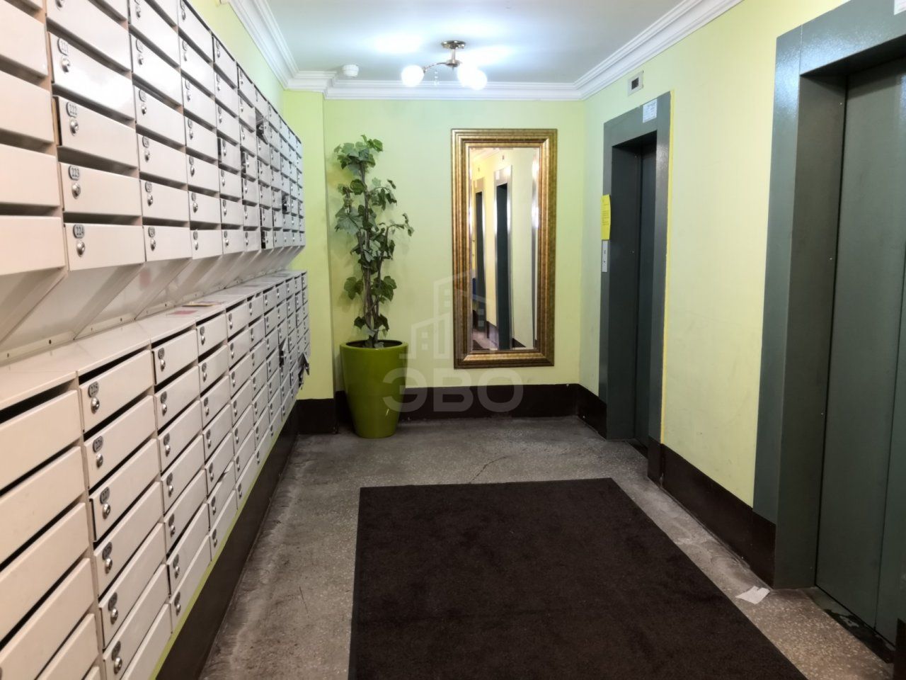 однокомнатная квартира в Санкт-Петербурге по адресу: Караваевская ул., 28, к 1