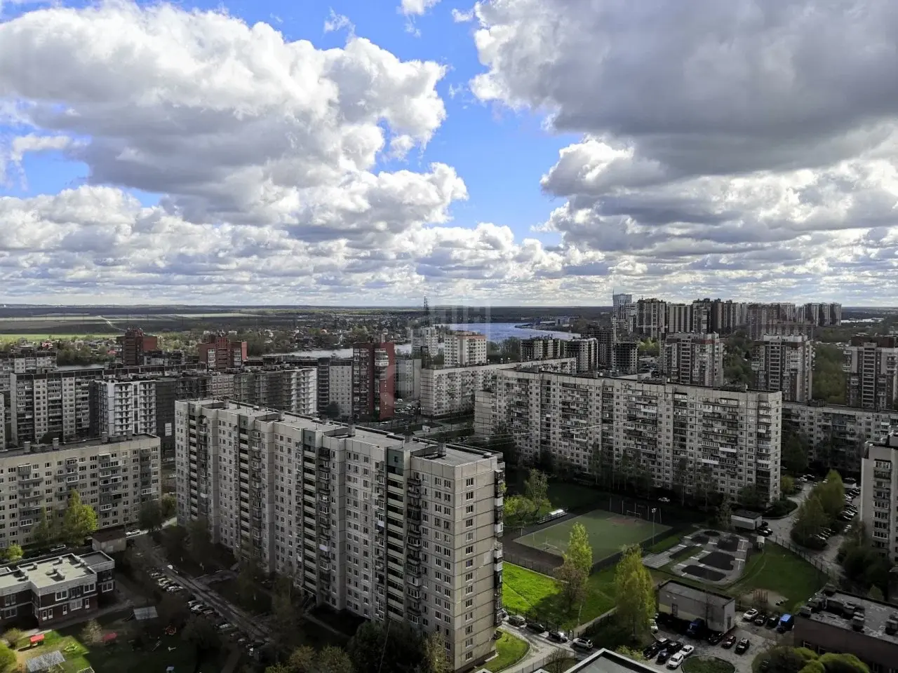 однокомнатная квартира в Санкт-Петербурге по адресу: Караваевская ул., 28, к 1