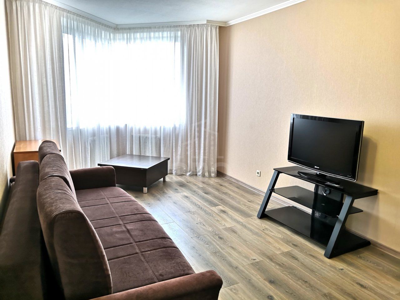 однокомнатная квартира в Санкт-Петербурге по адресу: Караваевская ул., 28, к 1