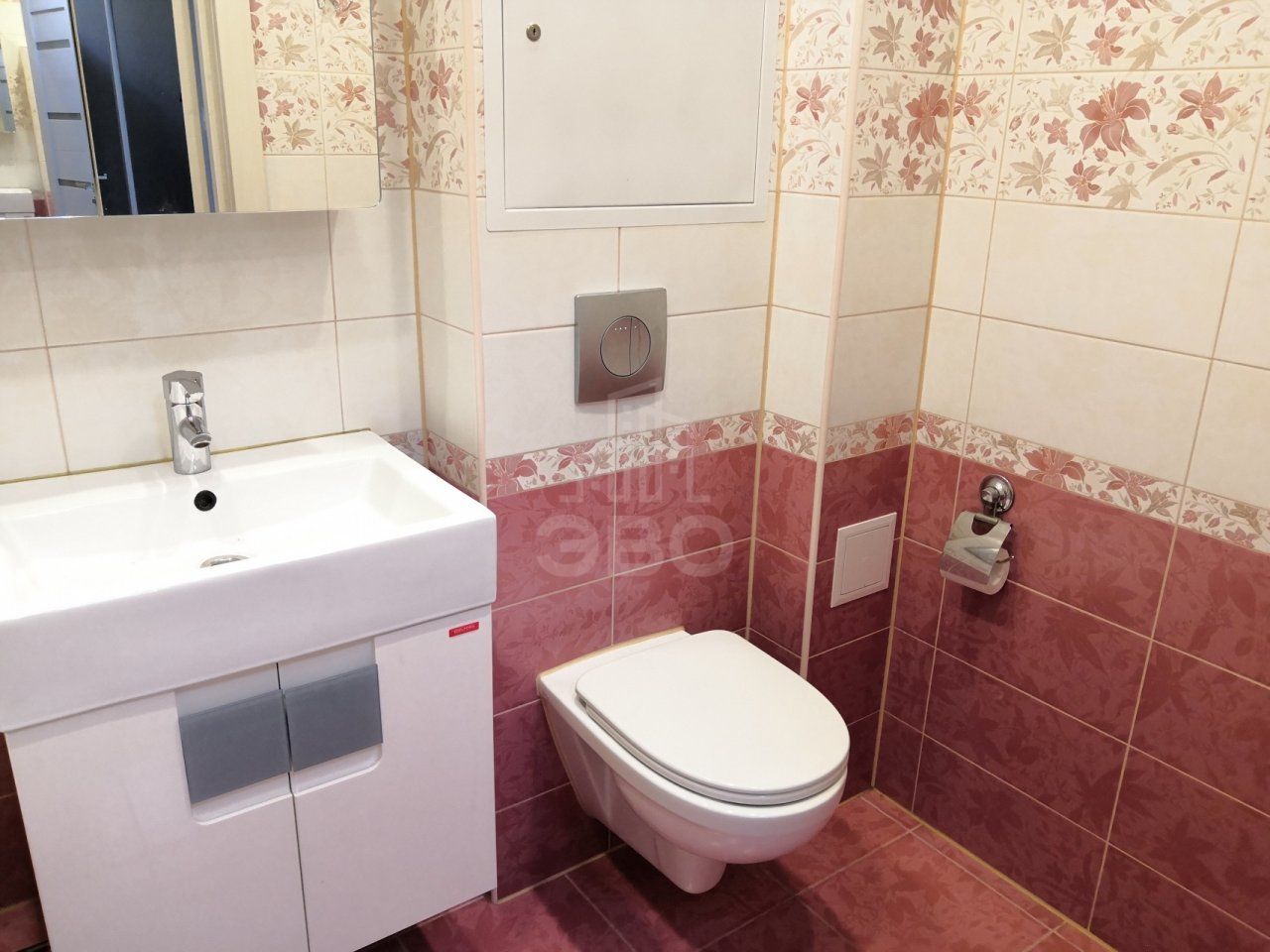 однокомнатная квартира в Санкт-Петербурге по адресу: Караваевская ул., 28, к 1