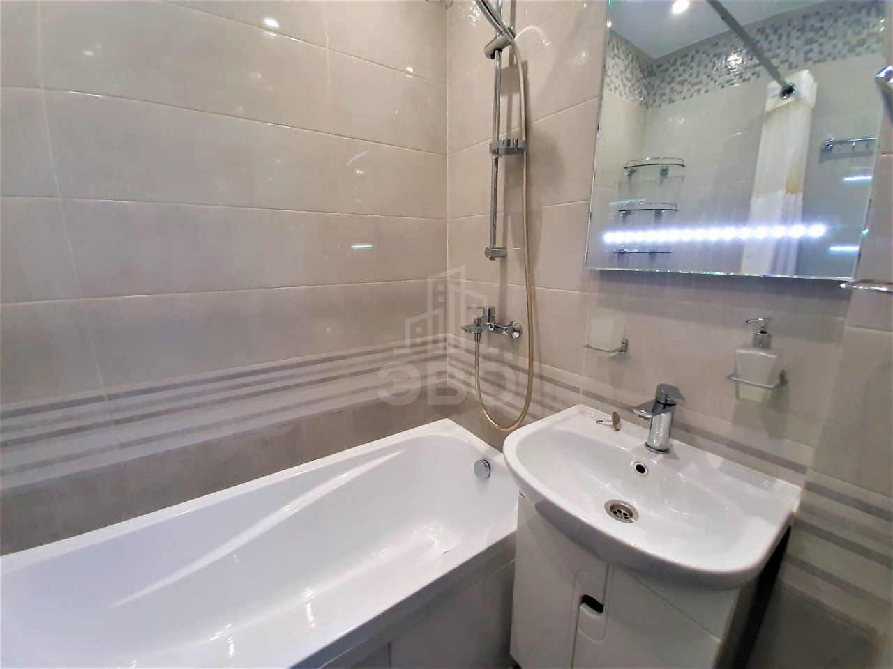 однокомнатная квартира в Санкт-Петербурге по адресу: Маршала Блюхера проспект, 9, к 3