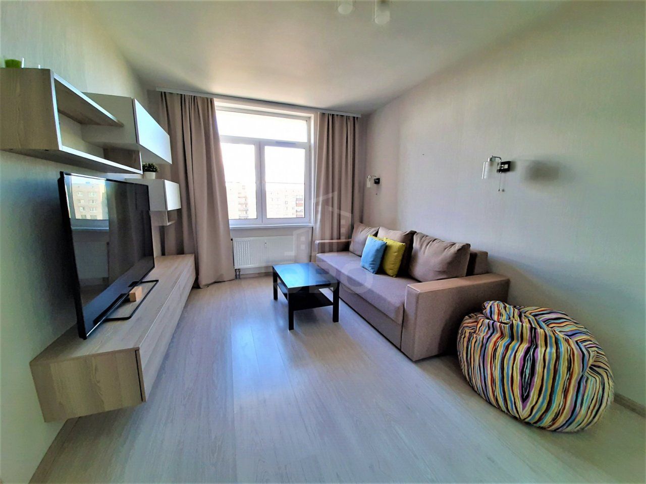 однокомнатная квартира в Санкт-Петербурге по адресу: Маршала Блюхера проспект, 9, к 3