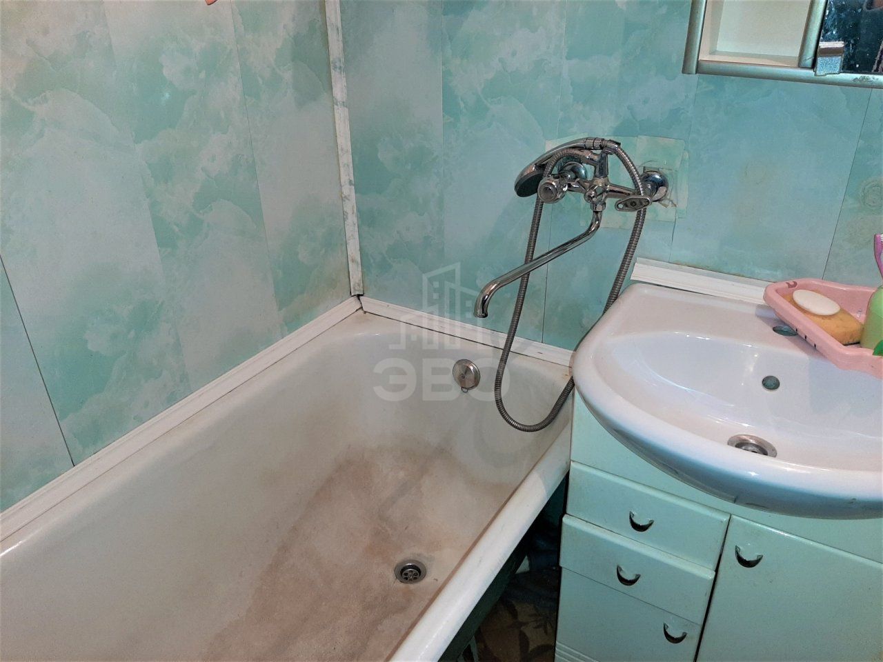 комната в Санкт-Петербурге по адресу: Художников проспект, 20, к 1