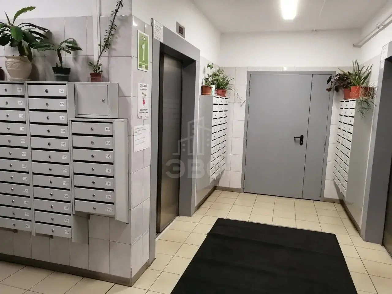 трехкомнатная квартира в Санкт-Петербурге по адресу: Кузнецова проспект, 14, к 2