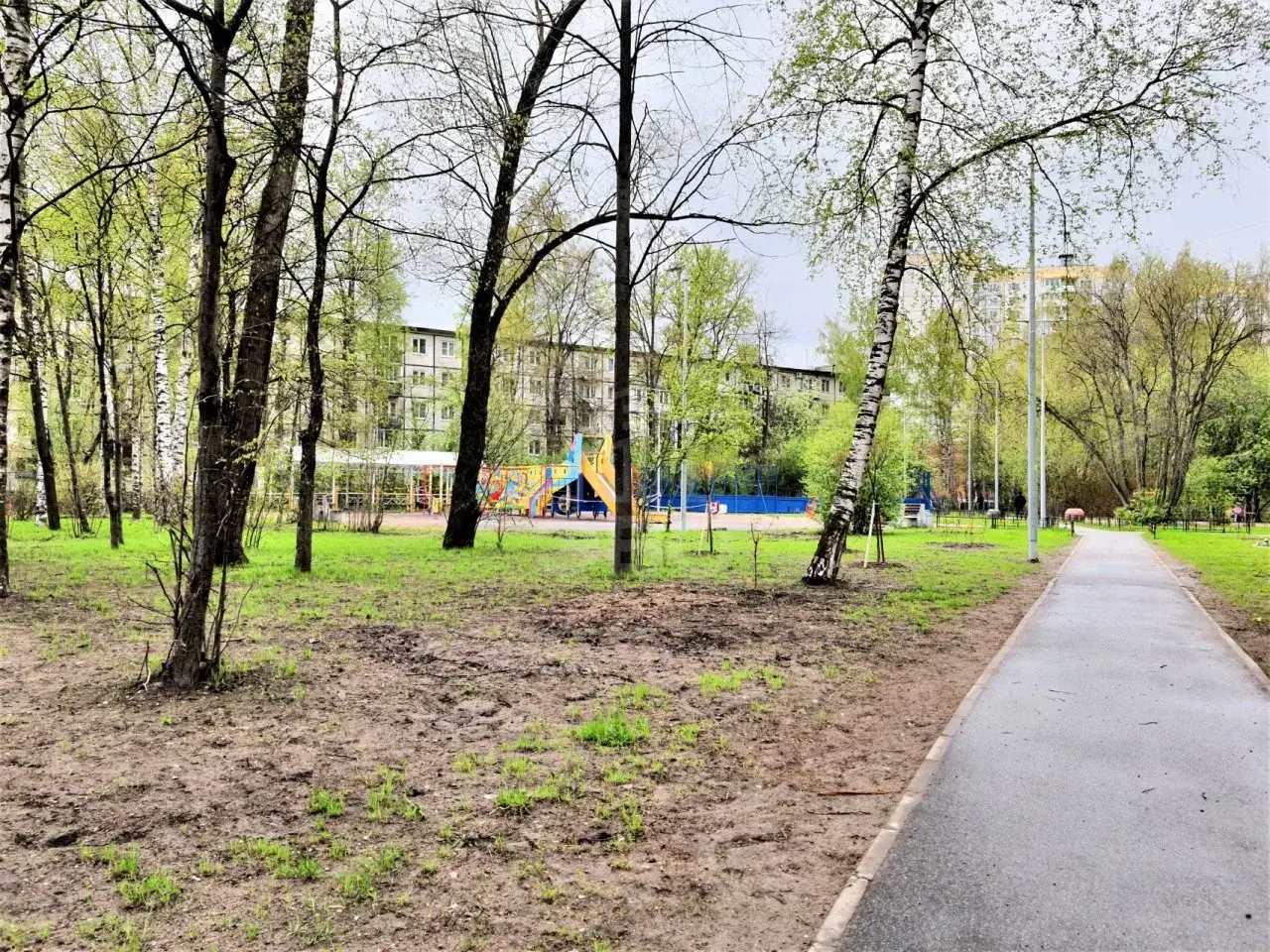 двухкомнатная квартира в Санкт-Петербурге по адресу: Карпинского ул., 31, к 3