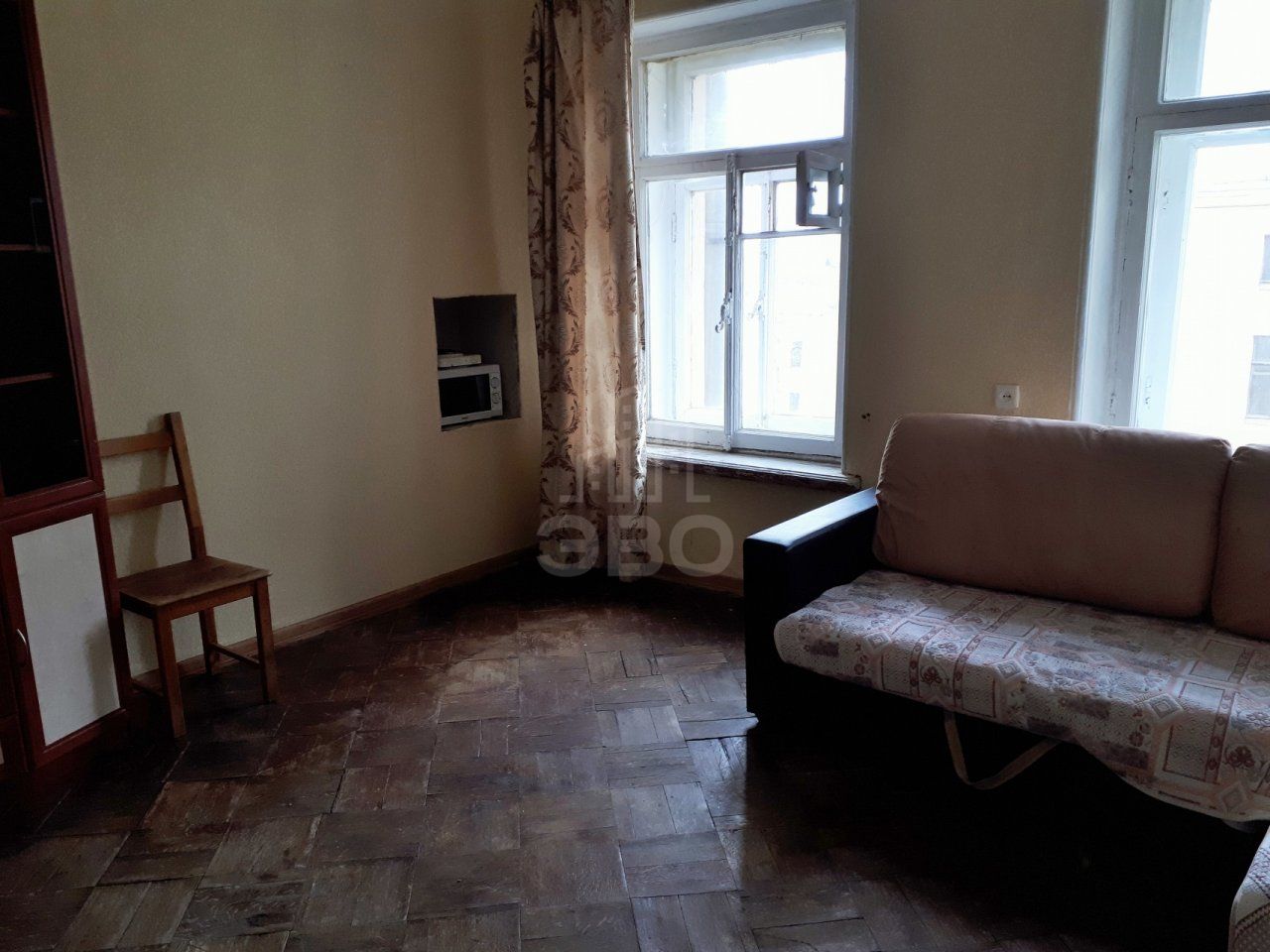 комната в Санкт-Петербурге по адресу: Рубинштейна ул., 5