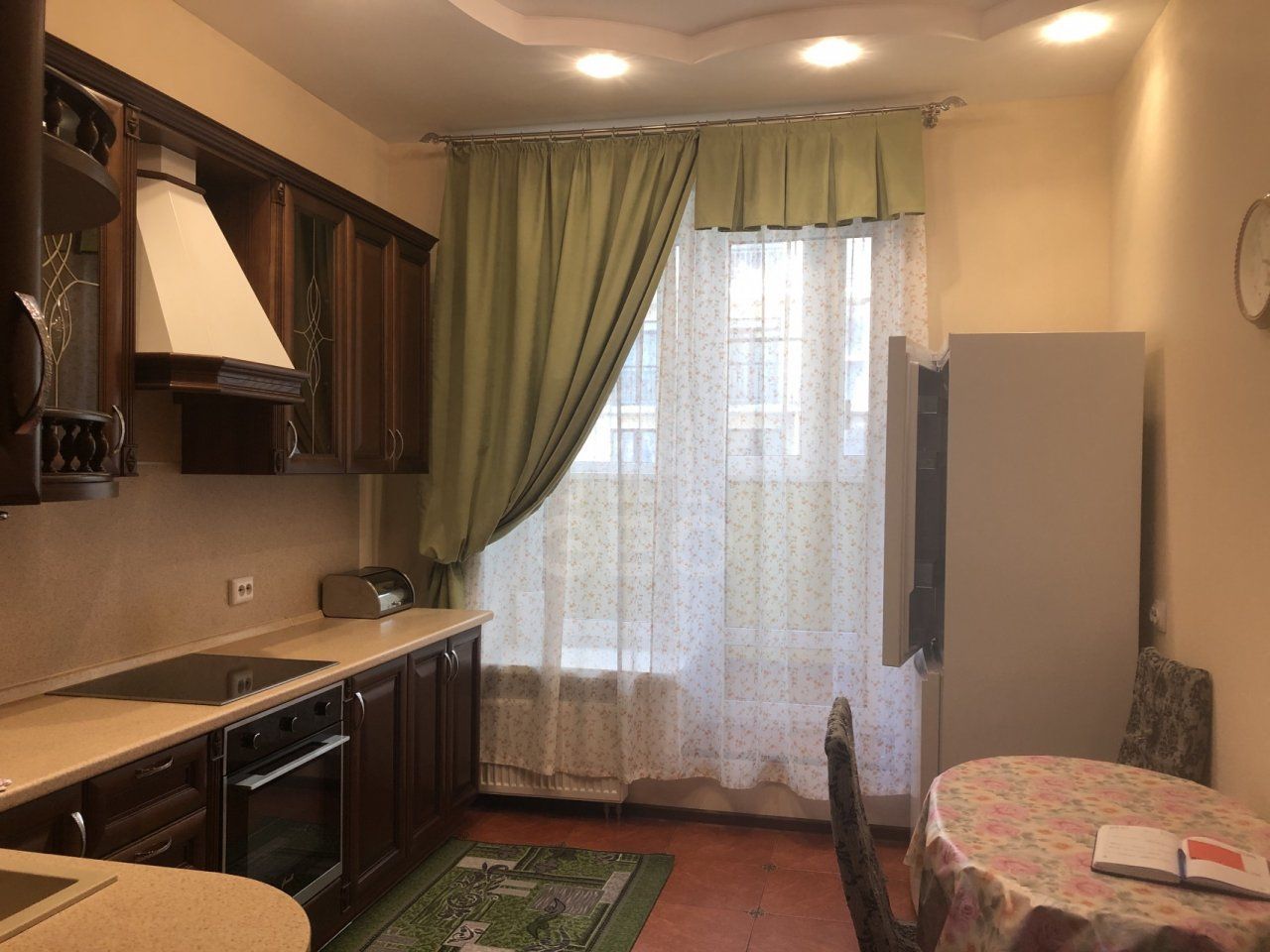 двухкомнатная квартира в Санкт-Петербурге по адресу: Киевская ул., 3