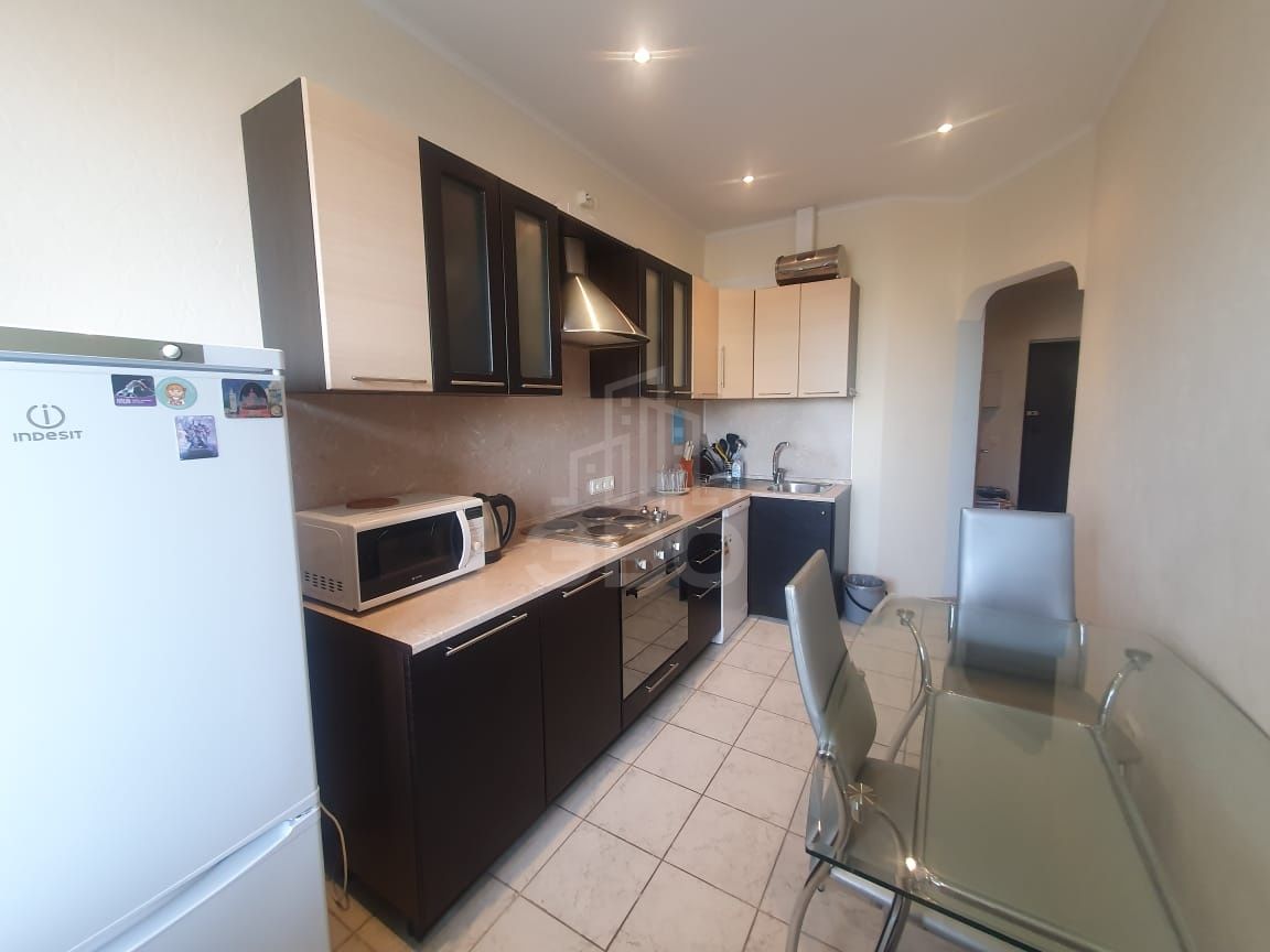 однокомнатная квартира в Санкт-Петербурге по адресу: Есенина ул., 1, к 1