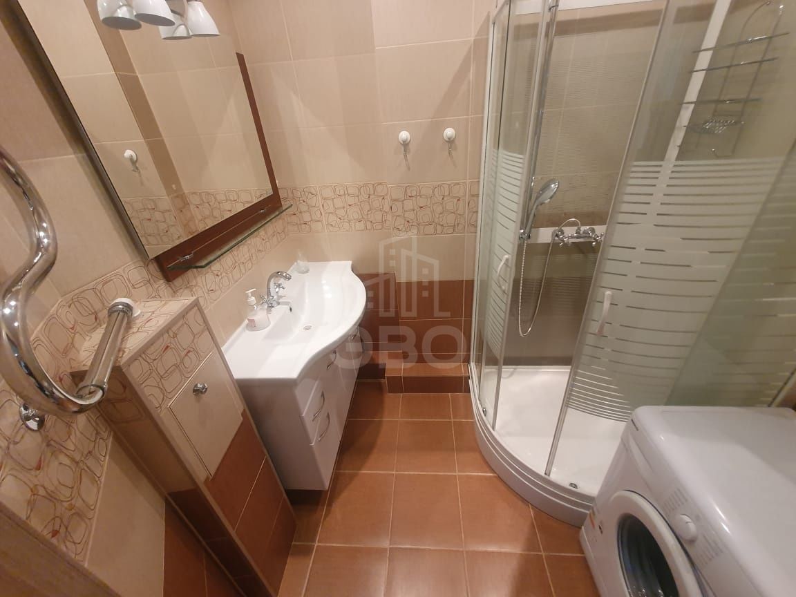 однокомнатная квартира в Санкт-Петербурге по адресу: Есенина ул., 1, к 1