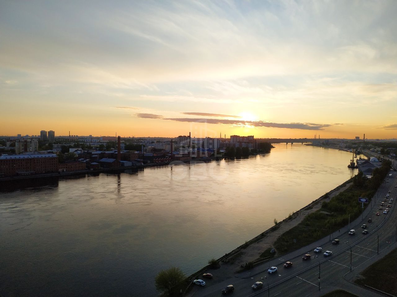 однокомнатная квартира в Санкт-Петербурге по адресу: Октябрьская наб., 44