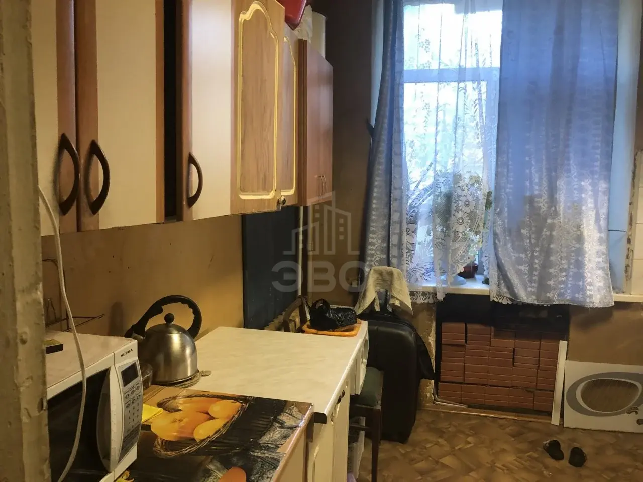 комната в Санкт-Петербурге по адресу: Полярников ул., 15
