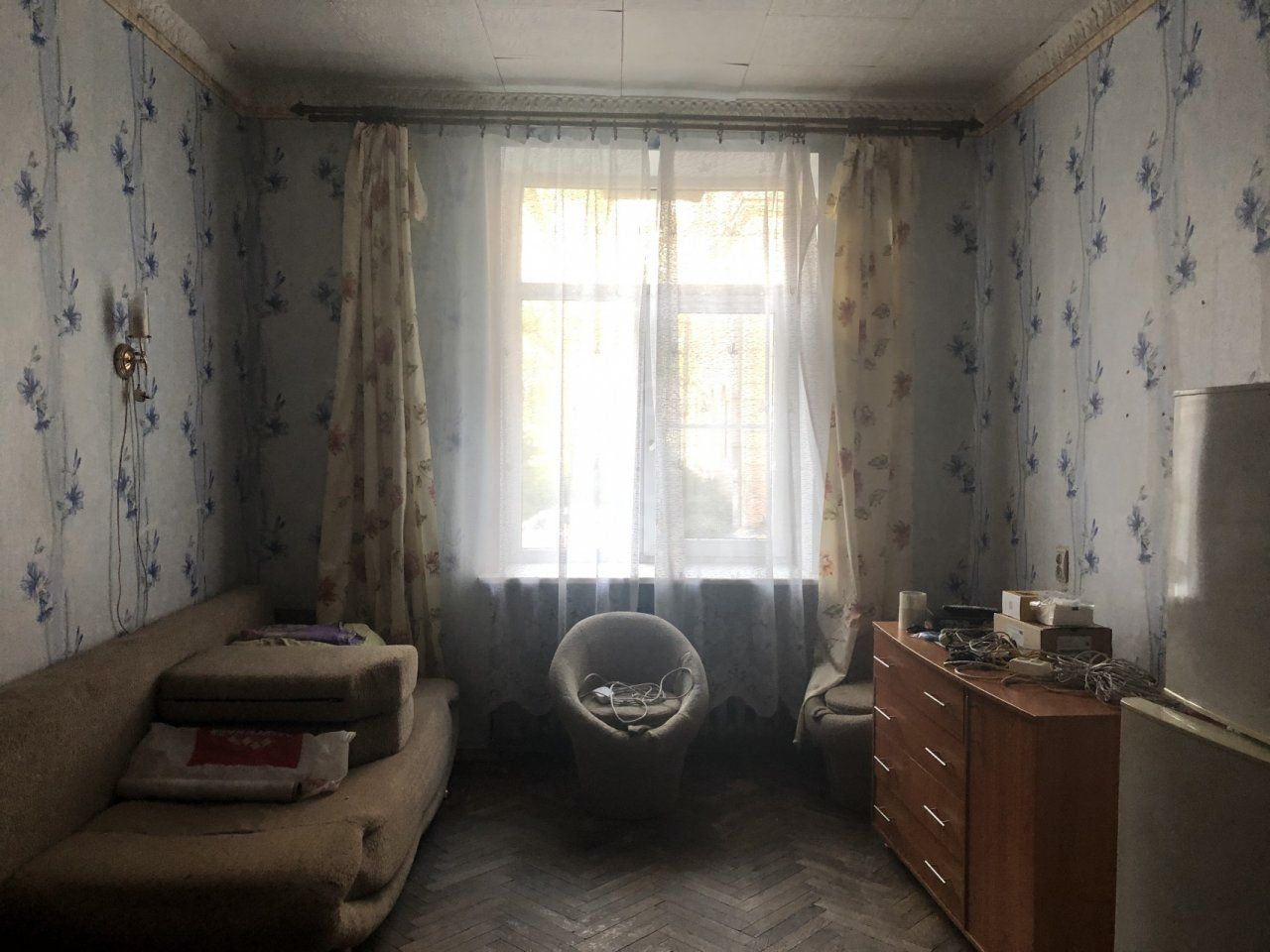 комната в Санкт-Петербурге по адресу: Полярников ул., 15