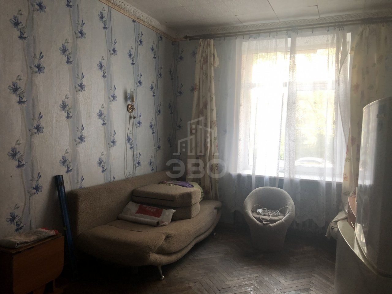 комната в Санкт-Петербурге по адресу: Полярников ул., 15