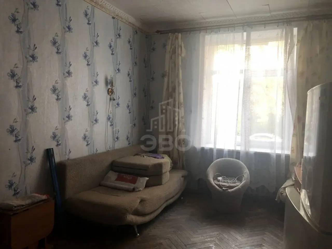 комната в Санкт-Петербурге по адресу: Полярников ул., 15