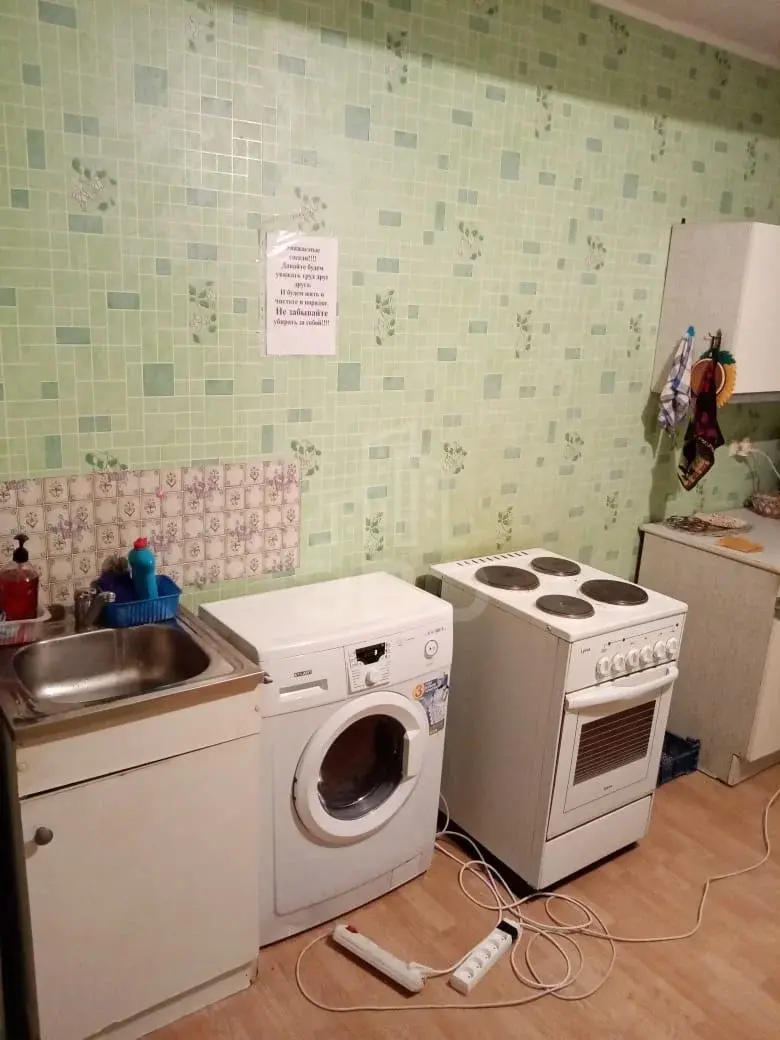 комната в Санкт-Петербурге по адресу: Гатчинское ш., 4, к 1