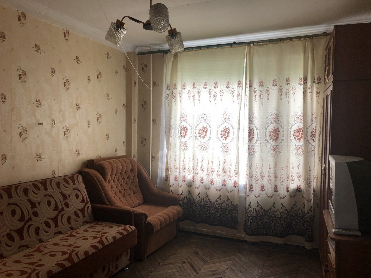 комната в Санкт-Петербурге по адресу: Рабфаковский 2-й пер., 10