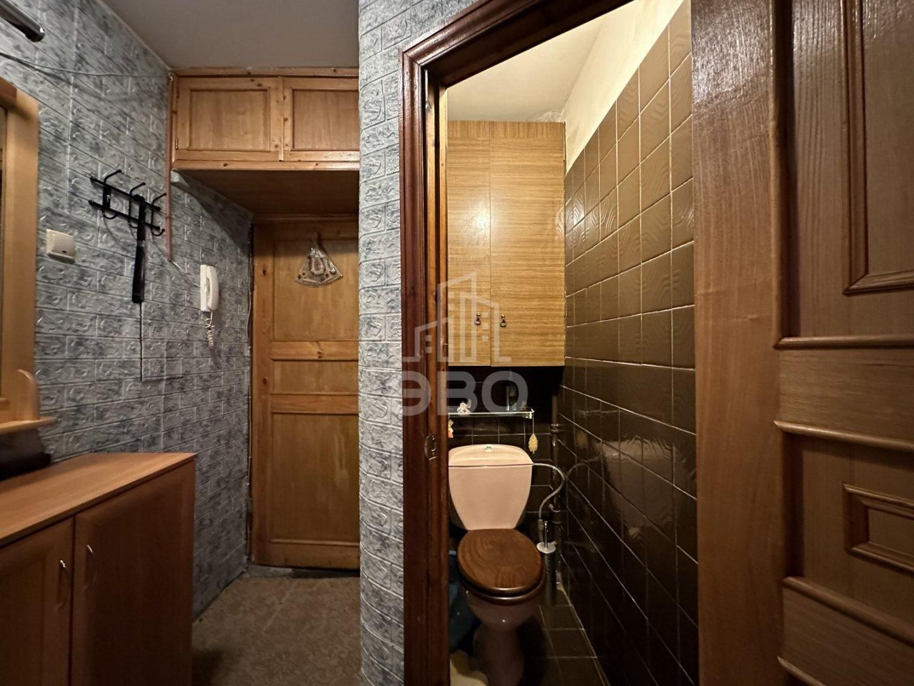 двухкомнатная квартира в Санкт-Петербурге по адресу: Школьная ул., 57