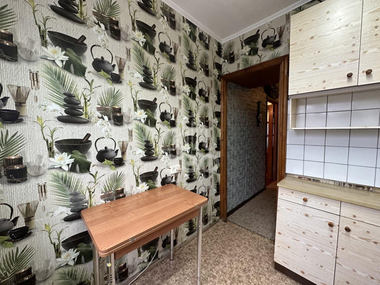 двухкомнатная квартира в Санкт-Петербурге по адресу: Школьная ул., 57