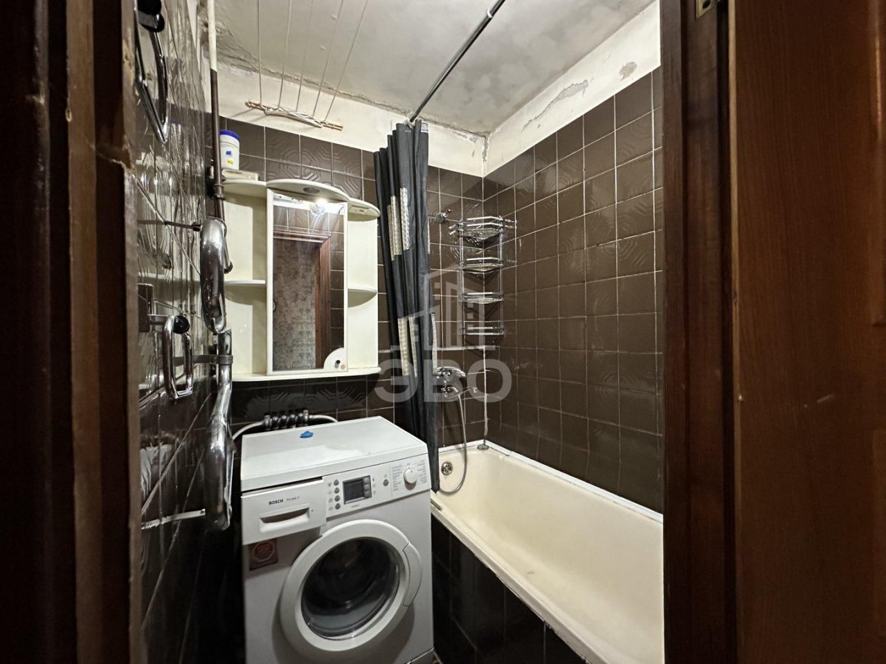 двухкомнатная квартира в Санкт-Петербурге по адресу: Школьная ул., 57