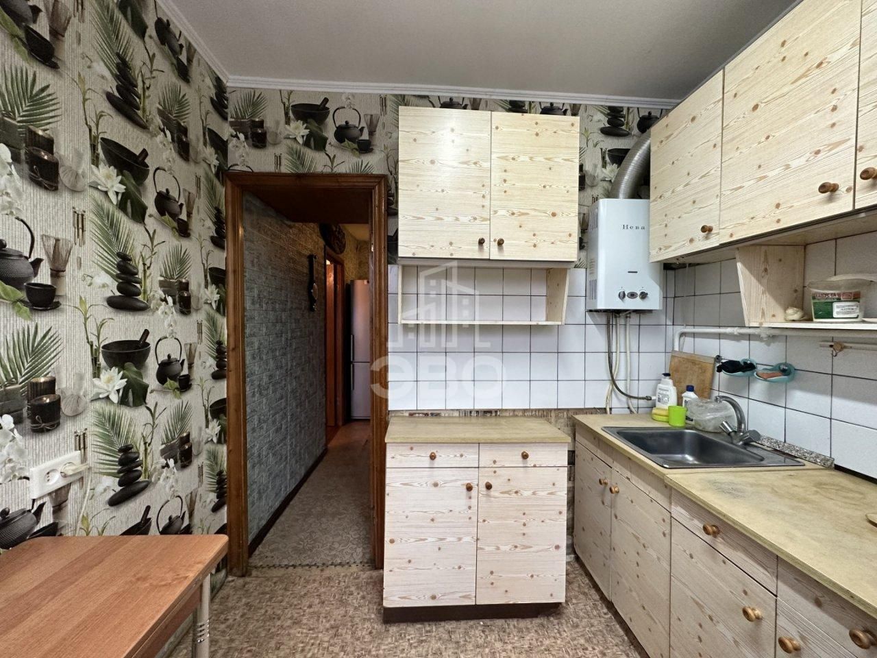 двухкомнатная квартира в Санкт-Петербурге по адресу: Школьная ул., 57