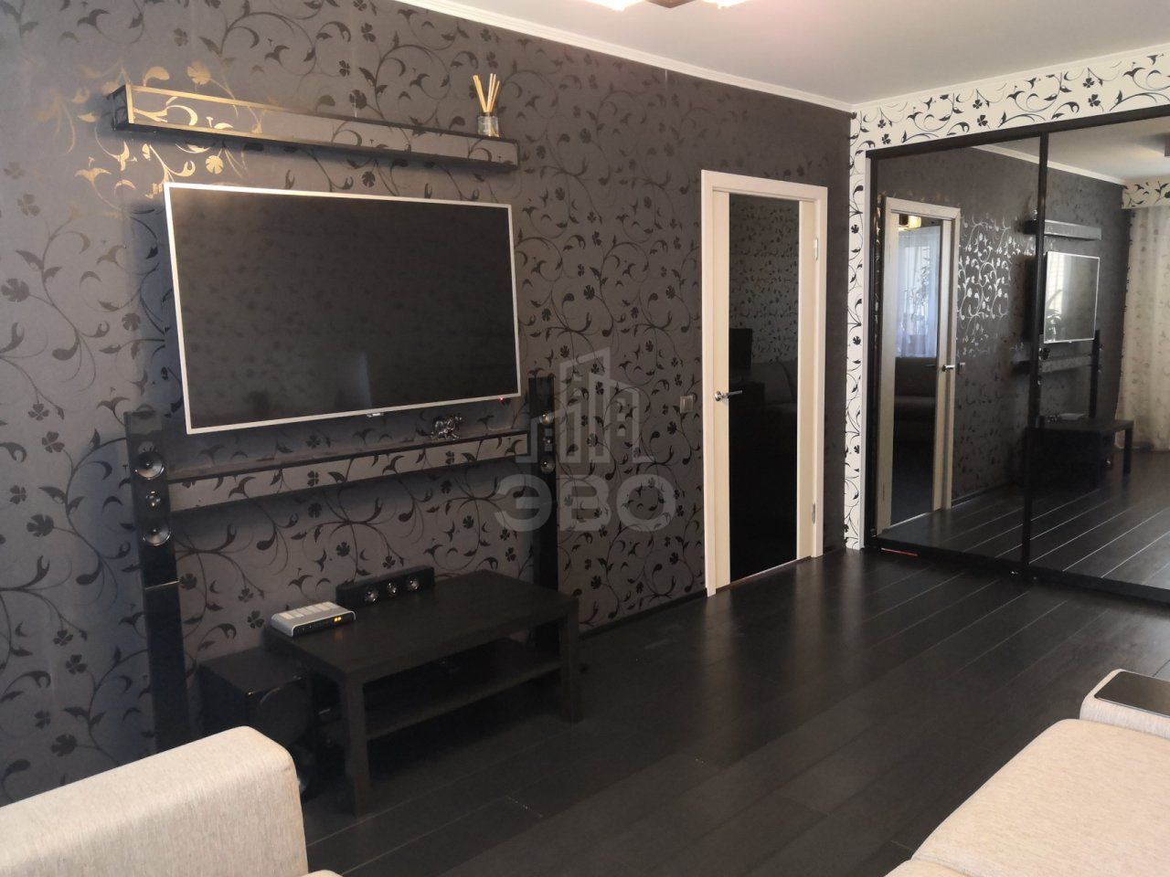 двухкомнатная квартира в Санкт-Петербурге по адресу: Михаила Дудина ул., 25, к 1