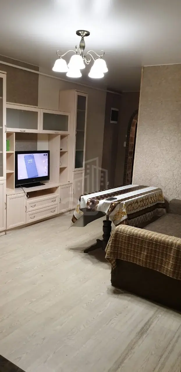 трехкомнатная квартира в Санкт-Петербурге по адресу: Кораблестроителей ул., 19, к 1