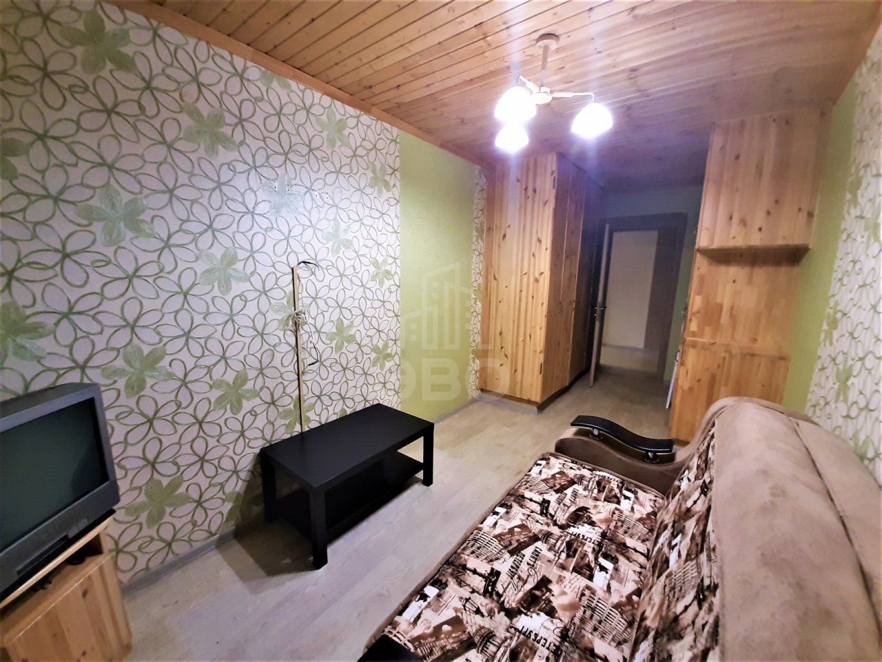 трехкомнатная квартира в Санкт-Петербурге по адресу: Кораблестроителей ул., 19, к 1