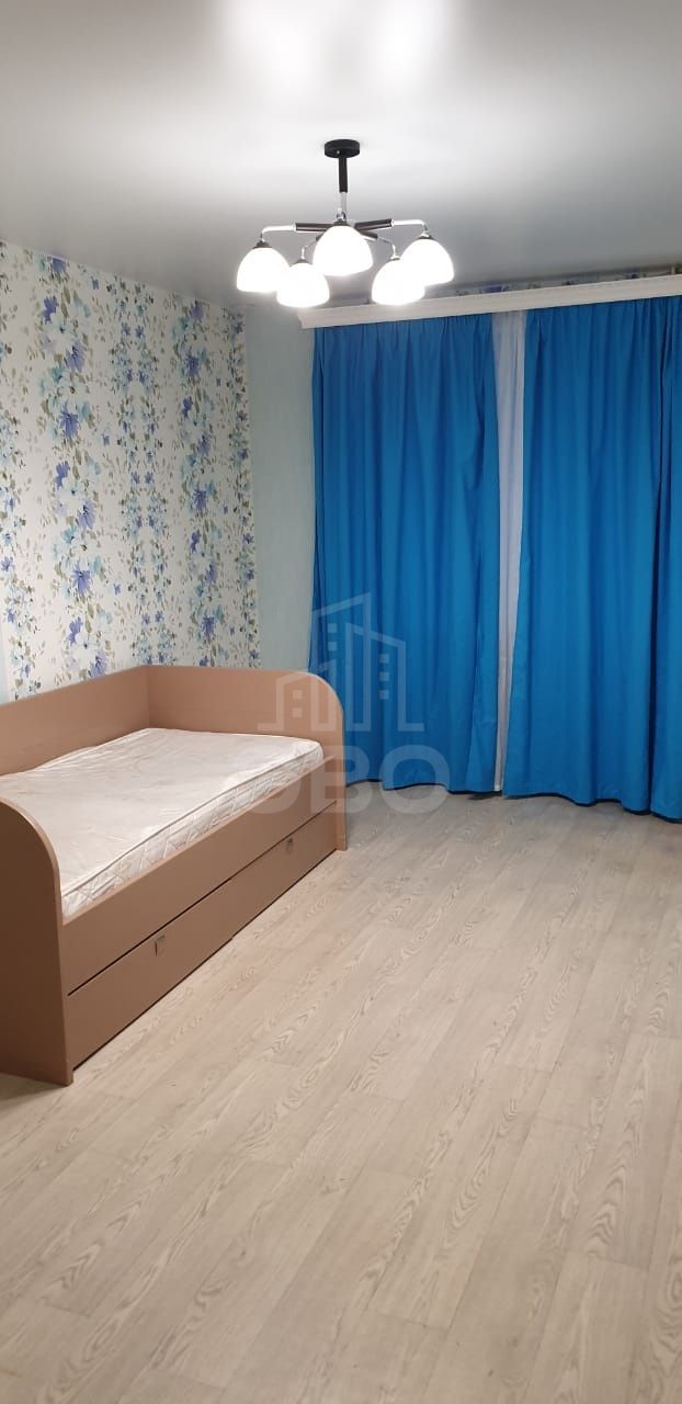 трехкомнатная квартира в Санкт-Петербурге по адресу: Кораблестроителей ул., 19, к 1