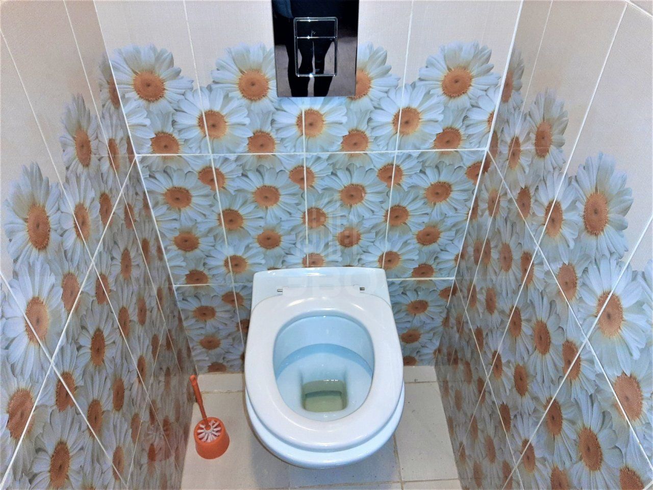 трехкомнатная квартира в Санкт-Петербурге по адресу: Кораблестроителей ул., 19, к 1