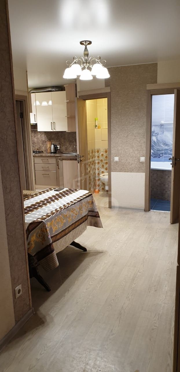 трехкомнатная квартира в Санкт-Петербурге по адресу: Кораблестроителей ул., 19, к 1