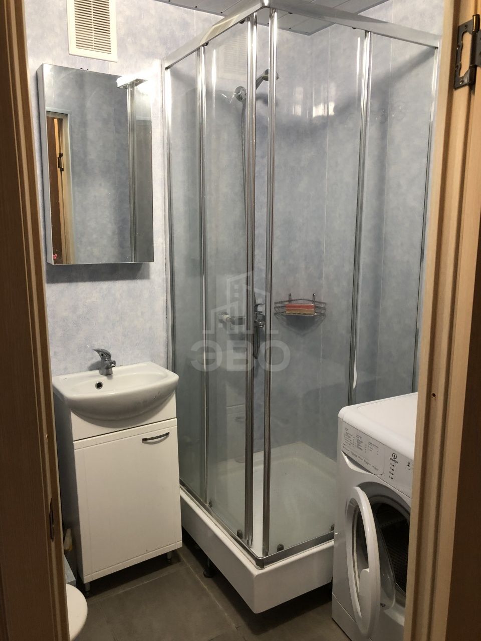 двухкомнатная квартира в Санкт-Петербурге по адресу: Славы проспект, 10, к 4