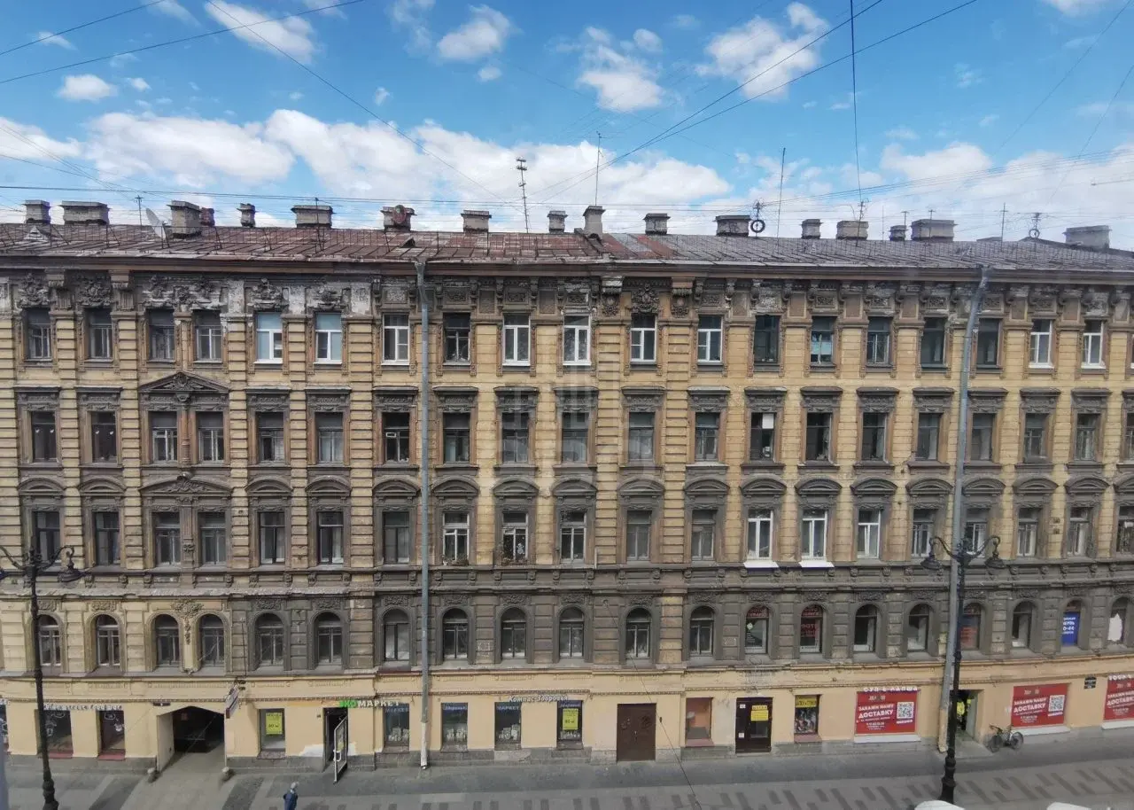 многокомнатная квартира в Санкт-Петербурге по адресу: Загородный проспект, 12