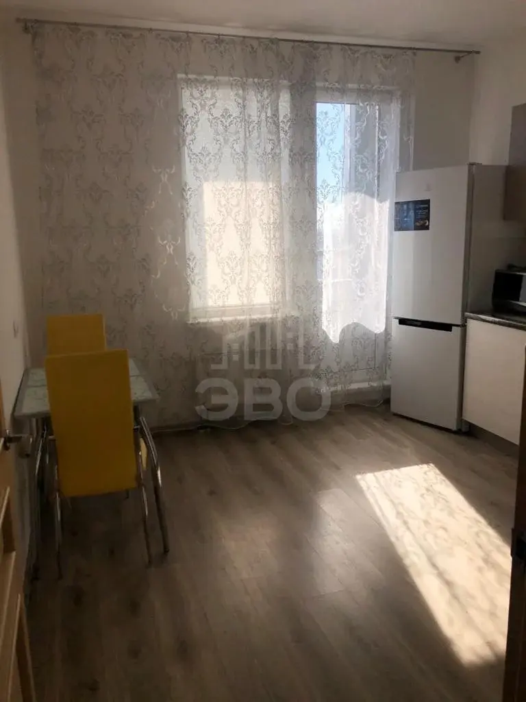 однокомнатная квартира в Санкт-Петербурге по адресу: Среднерогатская ул., 9, к 1