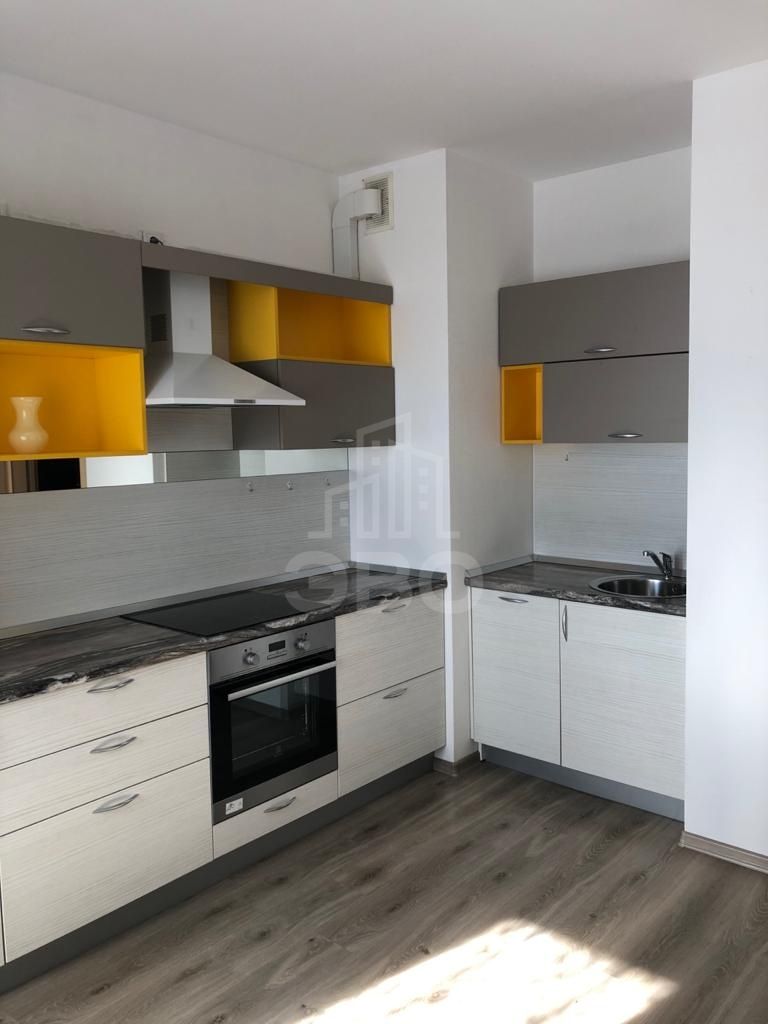 однокомнатная квартира в Санкт-Петербурге по адресу: Среднерогатская ул., 9, к 1