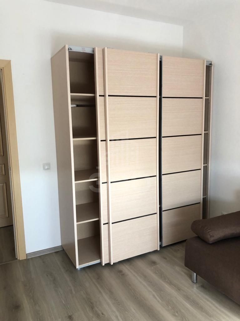 однокомнатная квартира в Санкт-Петербурге по адресу: Среднерогатская ул., 9, к 1