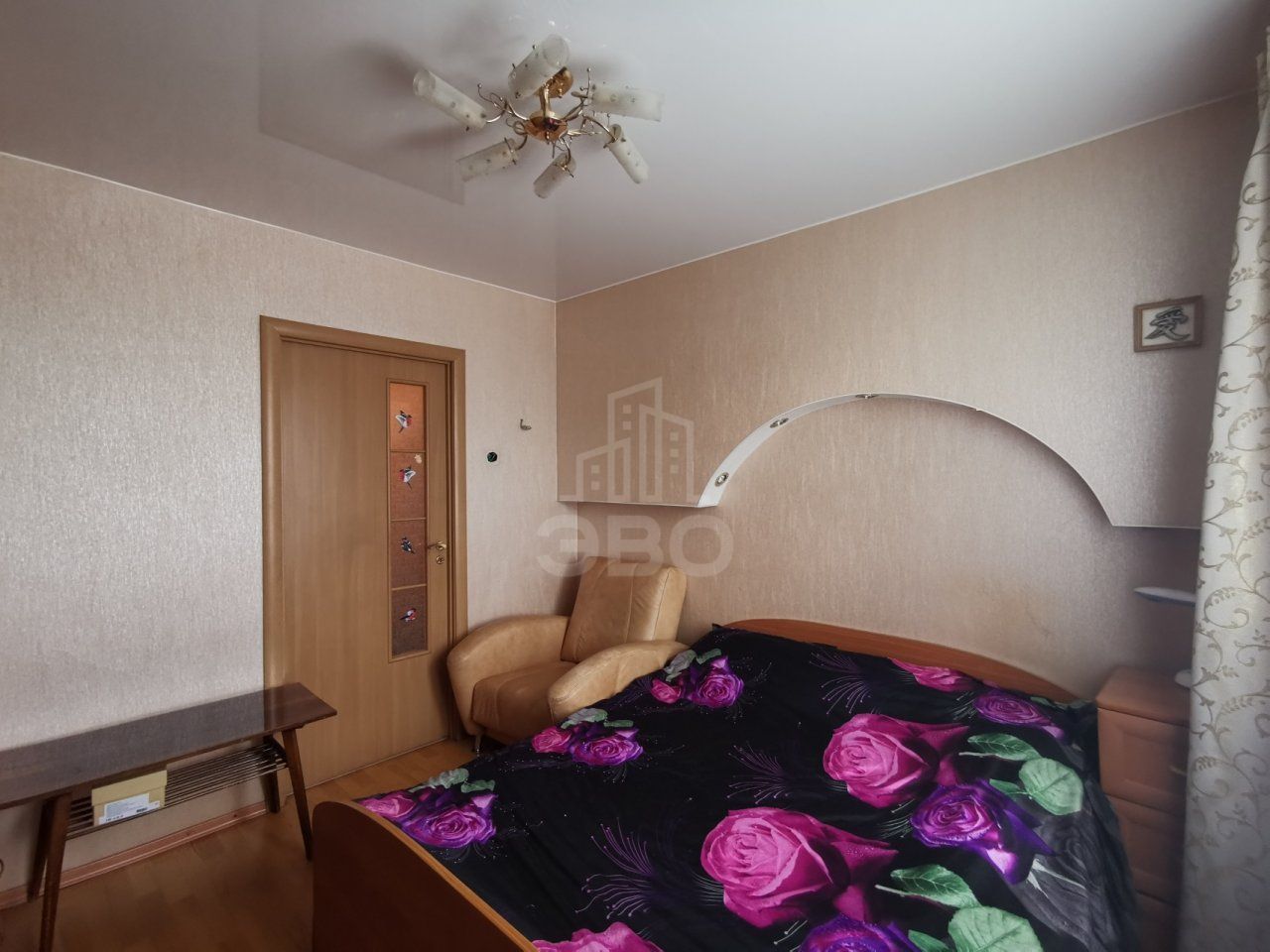 трехкомнатная квартира в Санкт-Петербурге по адресу: Будапештская ул., 101, к 1