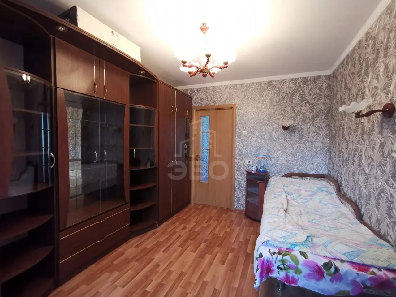 трехкомнатная квартира в Санкт-Петербурге по адресу: Будапештская ул., 101, к 1