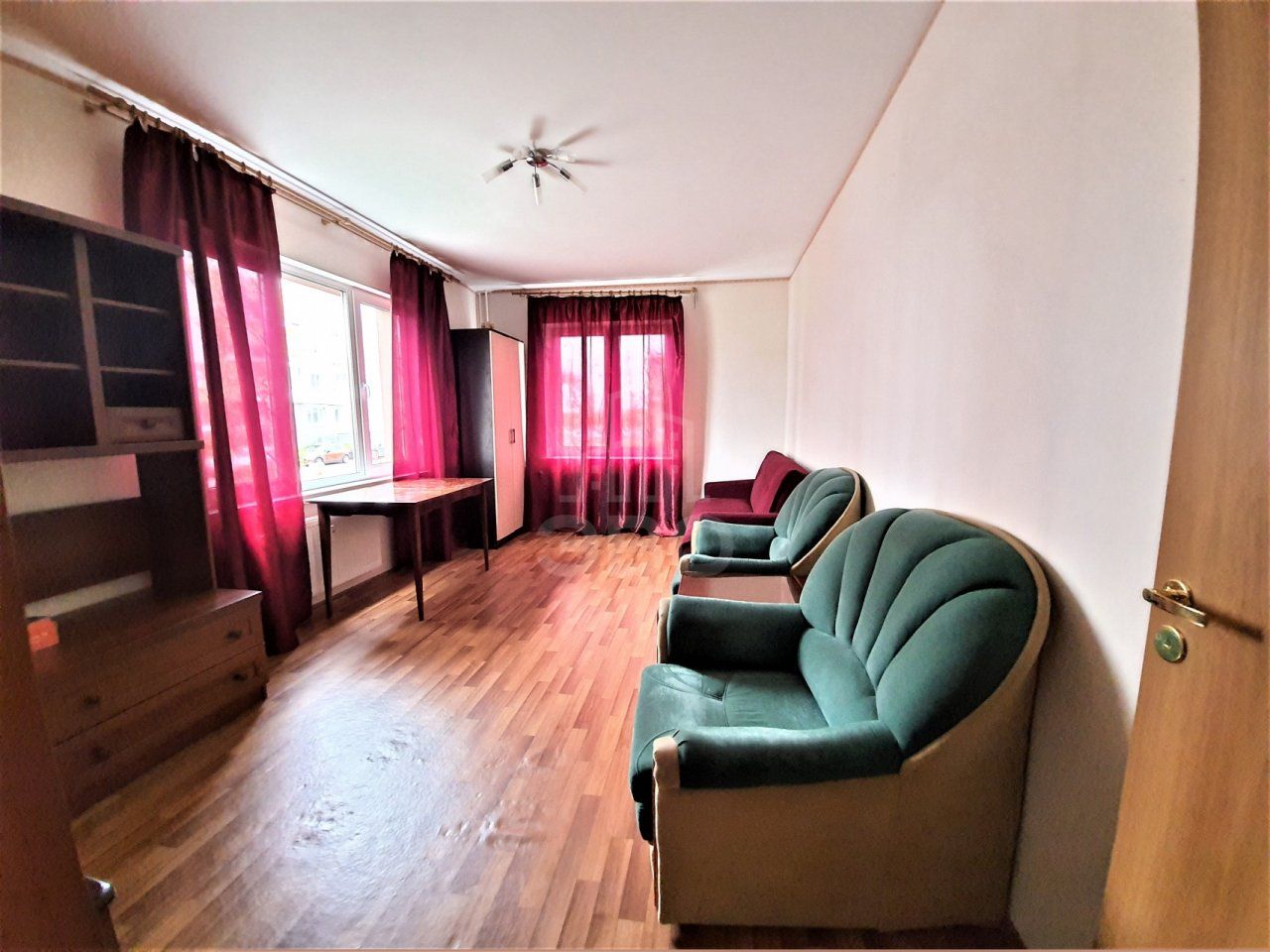 однокомнатная квартира в Санкт-Петербурге по адресу: Юнтоловский проспект, 49, к 4