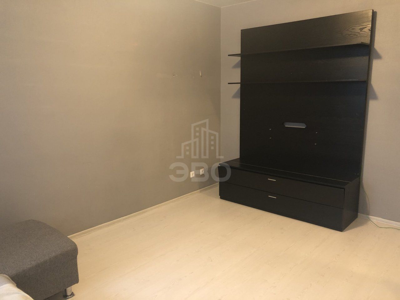 однокомнатная квартира в Санкт-Петербурге по адресу: Вадима Шефнера ул., 14, к 1