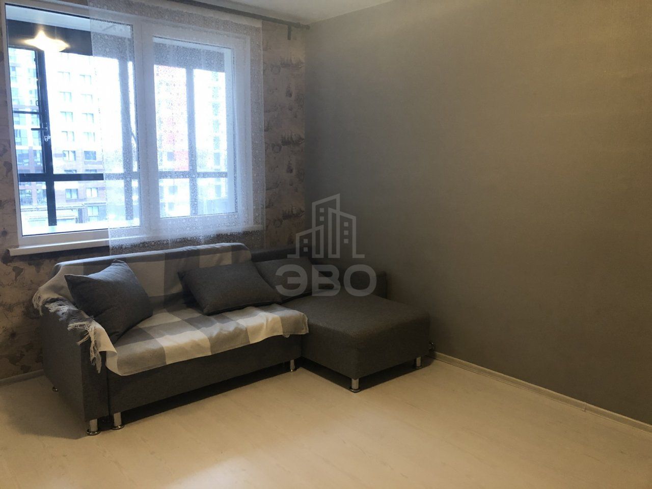 однокомнатная квартира в Санкт-Петербурге по адресу: Вадима Шефнера ул., 14, к 1