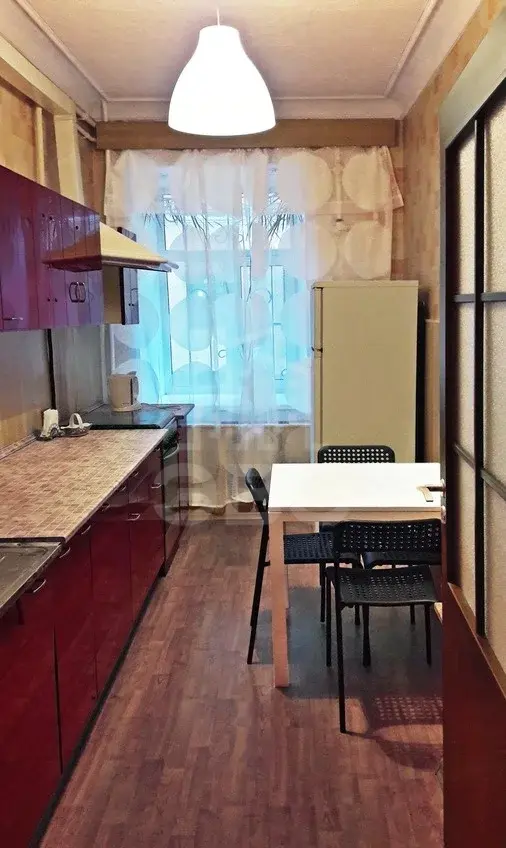 комната в Санкт-Петербурге по адресу: Стрельнинская ул., 12
