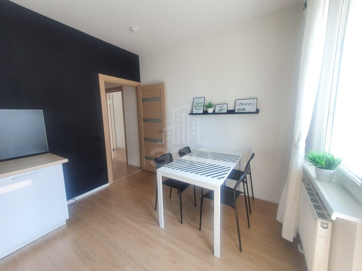 однокомнатная квартира в Санкт-Петербурге по адресу: Лидии Зверевой ул., 9, к 2