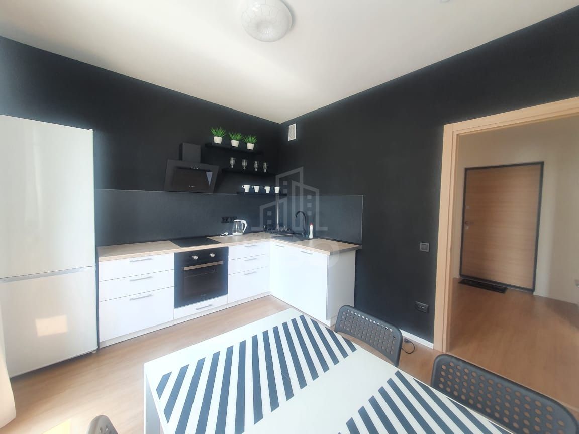 однокомнатная квартира в Санкт-Петербурге по адресу: Лидии Зверевой ул., 9, к 2